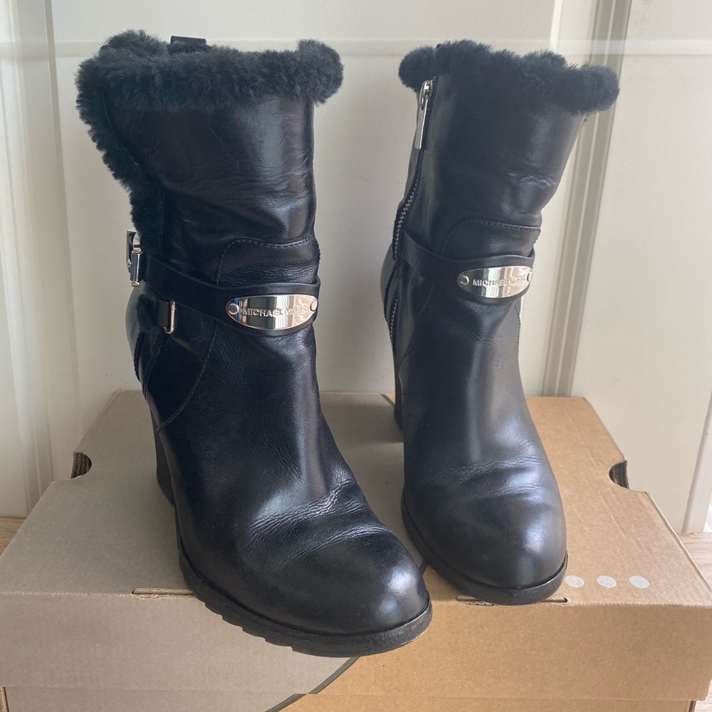 Michael Kors Boots Women - SZ 6 - Picture 6 of 15